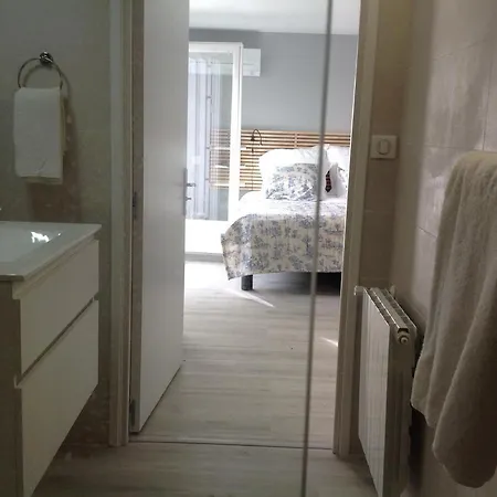 Chambre Double Avec Salle De Bain Privative Hendaye Exterior photo