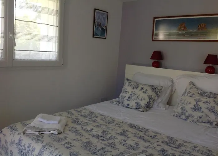 Chambre Double Avec Salle De Bain Privative